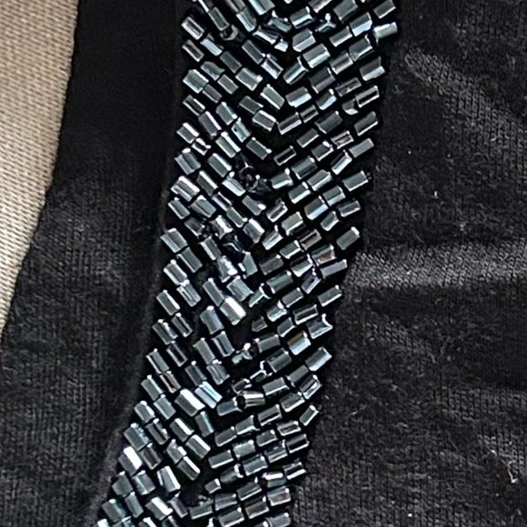 Guess Sleeveless Tank Top (NWOT) - Picture 10 of 10